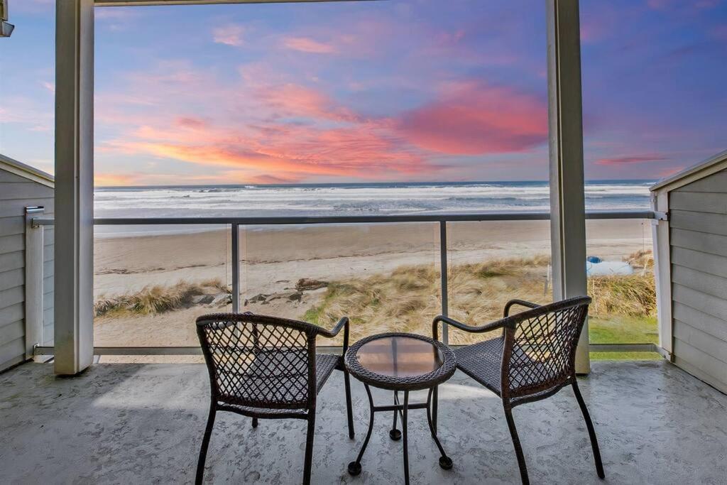 Rockaway Beach Vibes,Waterfront Oceanfront Rockaway Beach House Near Downtown,Wifi, Washer Dryer المظهر الخارجي الصورة